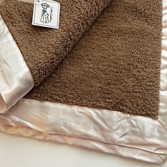 Little Giraffe Baby Blanket Chenille Satin Trim Stroller Blanket two tone - Picture 4 of 10